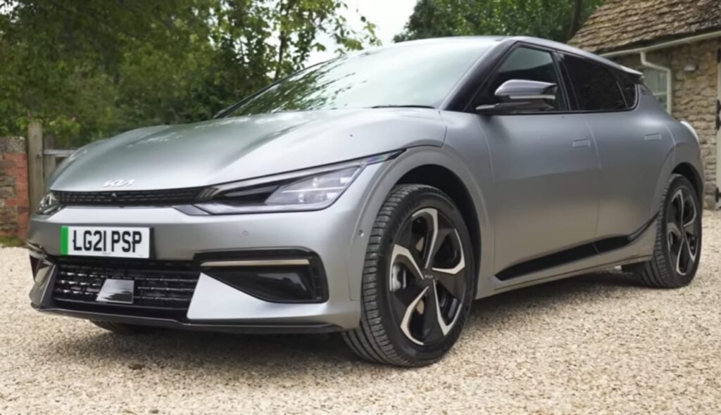 Kia Electric EV6 Car किआ इलेक्ट्रिक EV6 का अनावरण अपने जबरदस्त अंदाज में मचा रही है बवाल