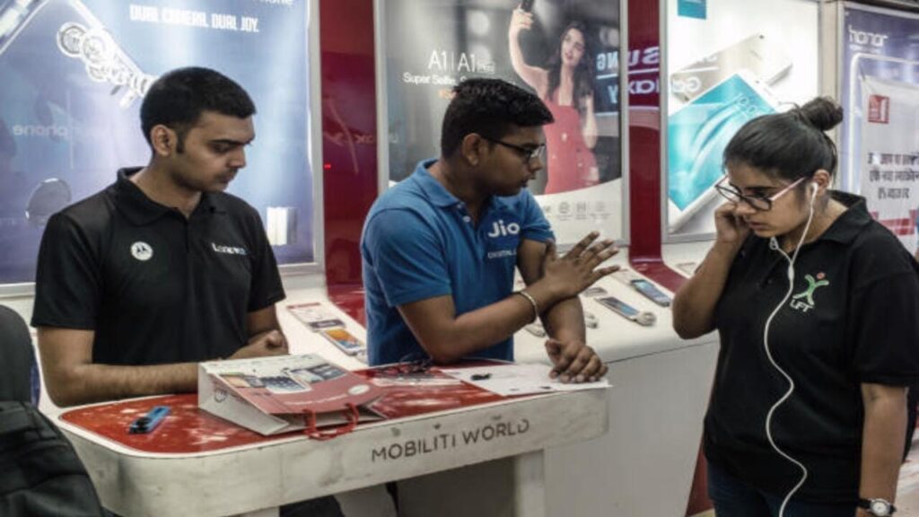  How Can i Call Jio Customer Care Directly Jio मैं सीधे जियो ग्राहक सेवा को कैसे कॉल कर सकता हूं? पूरी जानकारी हिंदी मे